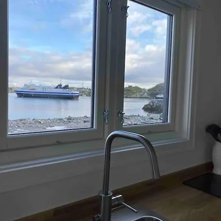 Lägenhet Moderne Minihus Ved Havet Sørvågen