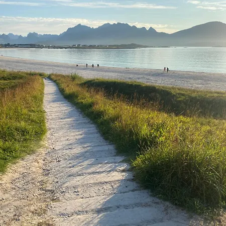 Moderne Minihus Ved Havet Sørvågen