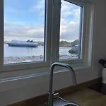 Apartment Moderne Minihus Ved Havet Sorvagen