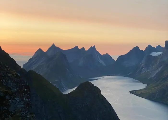 Moderne Minihus Ved Havet * Sørvågen